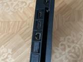 Ps4 slim 2 pulteliai ir 7 žaidimai - nuotraukos Nr. 4