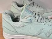 Nike moteriški kedai - nuotraukos Nr. 2