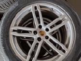 Porsche Macan R19 ratlankiai su žieminėm padangom - nuotraukos Nr. 2