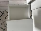 Vikhammer naktinis staliukas iš Ikea - nuotraukos Nr. 3