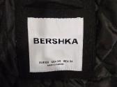 Juoda „bershka“ varsity stiliaus striukė - nuotraukos Nr. 5