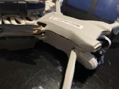 Dji Mini 3 dronas su pultu ir 2 veikiančiomis ba - nuotraukos Nr. 2