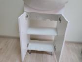 Vonios pastatoma spintele su kriaukle - nuotraukos Nr. 10