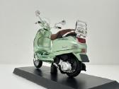 Piaggio Vespa Lxv 2014 motoroleris žalia 1:18 M - nuotraukos Nr. 3