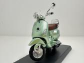 Piaggio Vespa Lxv 2014 motoroleris žalia 1:18 M - nuotraukos Nr. 6