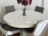 Parduodamas Ikea išskleidžiamas stalas su 4 kėdėmi - nuotraukos Nr. 2