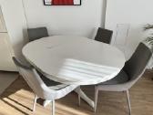 Parduodamas Ikea išskleidžiamas stalas su 4 kėdėmi - nuotraukos Nr. 3