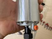Akumuliatorinė medienos freza su priedais - nuotraukos Nr. 4