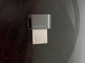 Corsair Voyager GT Usb 3.0 64gb/samsung 256gb - nuotraukos Nr. 3
