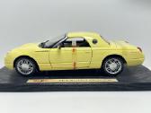 Ford Thunderbird 2002 geltona 1:18 Maisto - nuotraukos Nr. 4