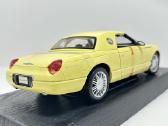 Ford Thunderbird 2002 geltona 1:18 Maisto - nuotraukos Nr. 5