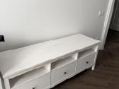 Parduodama medinė Ikea Hemnes TV spintelė - nuotraukos Nr. 2