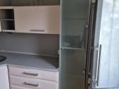 Virtuvės baldų komplektas su buitine technika - nuotraukos Nr. 3