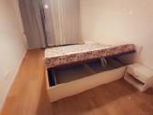 Parduodu:ikea Malm lovą 210160 su 2 spintelėm - nuotraukos Nr. 2