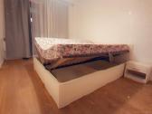 Parduodu:ikea Malm lovą 210160 su 2 spintelėm - nuotraukos Nr. 3