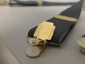 Pilkos petnešos su aukso spalvos detalėmis - nuotraukos Nr. 3