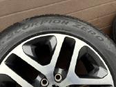 Land Rover Defender R20 ratai su Pirelli padangomi - nuotraukos Nr. 14