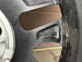 Land Rover Defender R20 ratai su Pirelli padangomi - nuotraukos Nr. 18