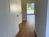 Naujos statybos modernus namas ramioje aplinkoje. - nuotraukos Nr. 8