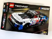 Lego Technic42153 Nascar next Gen Chevrolet Camaro - nuotraukos Nr. 10