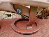 Ekornes poilsio fotelis/reglaineris su pakoju - nuotraukos Nr. 21