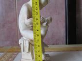 Erotine statulele gal plastmase. berniukas alabast - nuotraukos Nr. 4