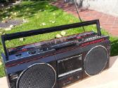 Hitachi radioaparatas
