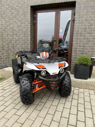 KAYO AU125 125cc, keturračiai