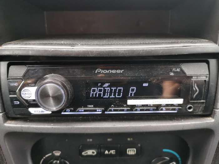 1 Din Autoradio Touchscreen Pioneer MVH-S120UB 1 DIN Autoradio Mit USB, AUX & Roter Beleuchtung – Für Android, MP3 Universal Autoradio Pioneer 1 Din Autoradio Touchscreen Pioneer MVH-S120UB 1 DIN Autoradio Mit USB, AUX & Roter Beleuchtung – Für Android, MP3 Universal Autoradio Pioneer