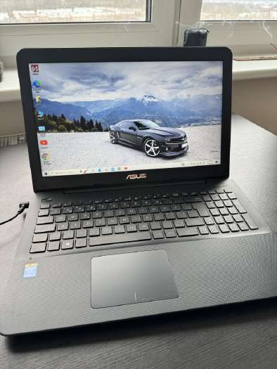Asus R557l - Skelbiu.lt