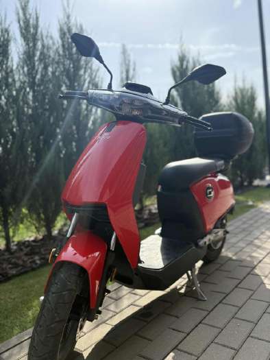 Super Soco/Vmoto CUx, scooters / mopeds