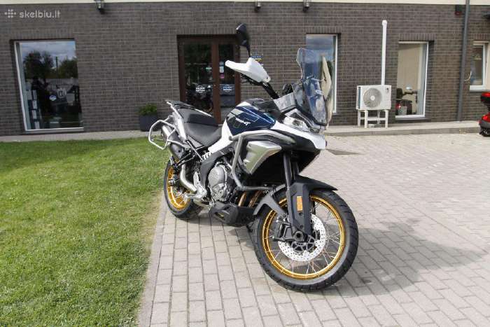 CFMOTO 700MT 693cc, touring / sport touring