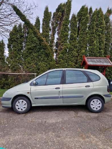 Renault Megane, 1.6 l., Седан