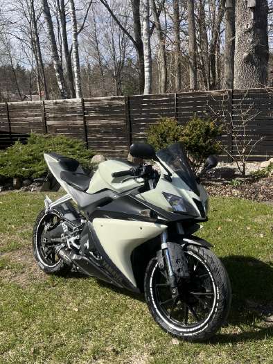 Yamaha YZF 125cc, superbikes