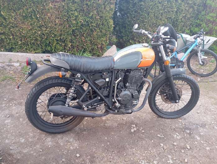 Mash Scrambler 400, street / classic