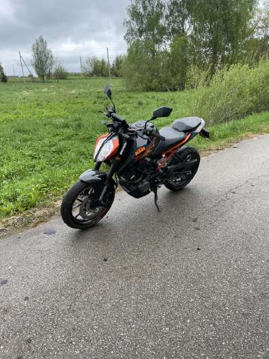 KTM Duke 125cc, enduro / adventure