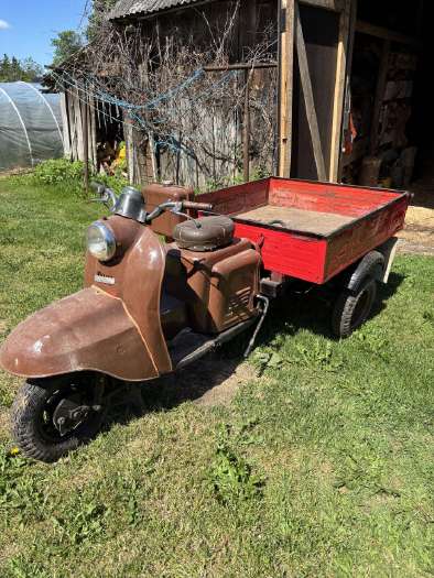 -Kita- -kita-, trikes