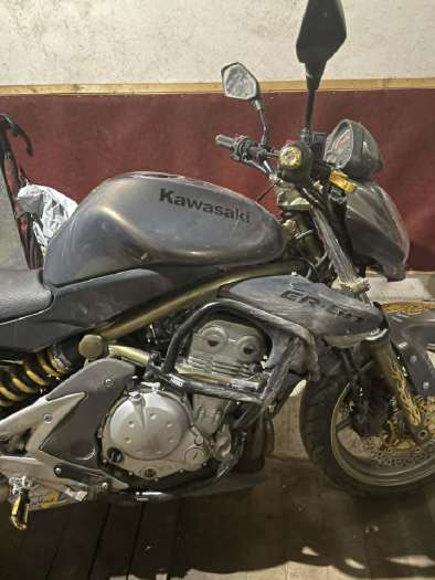 Kawasaki ER 649cc, street / classic