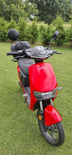 Super Soco/Vmoto TCmax, мотороллеры / мопеды