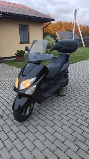 Yamaha Majesty 125cc, scooters / mopeds