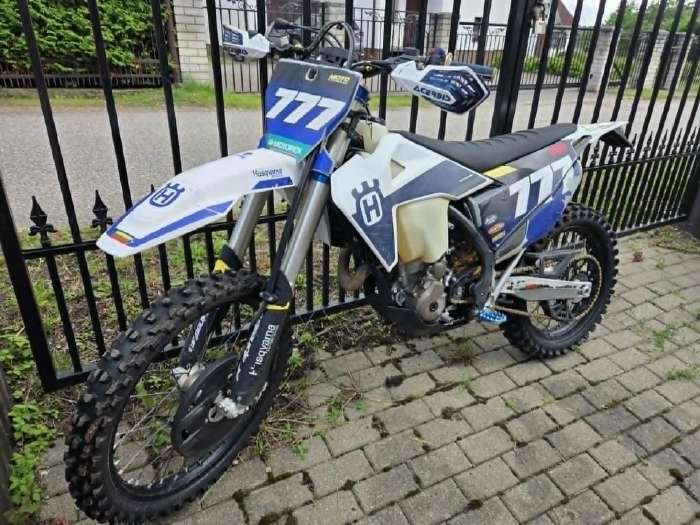 Husqvarna Enduro 350cc, enduro / adventure