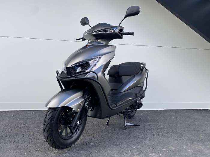 Yamaha Cygnus 49cc, мотороллеры / мопеды