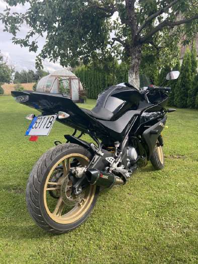Yamaha R125, superbikes