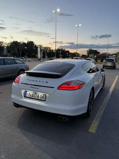 Porsche Panamera, 3.0 l., Хэтчбек
