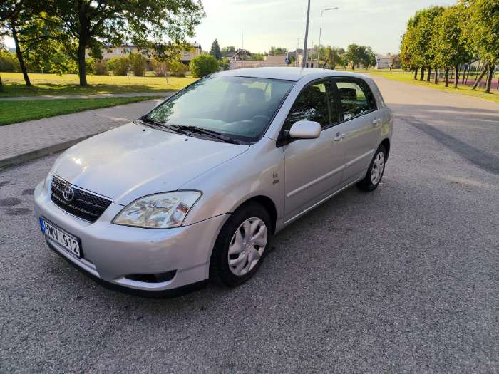 Toyota Corolla, 2.0 l., Хэтчбек
