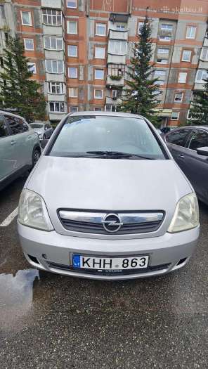Opel Meriva, Седан