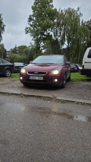 Ford Focus, 1.6 l., hatchback