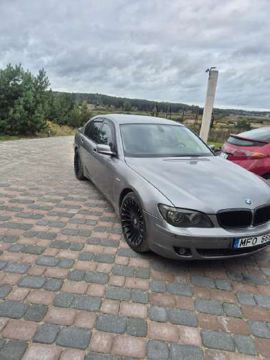 BMW 730, 3.0 l., Седан