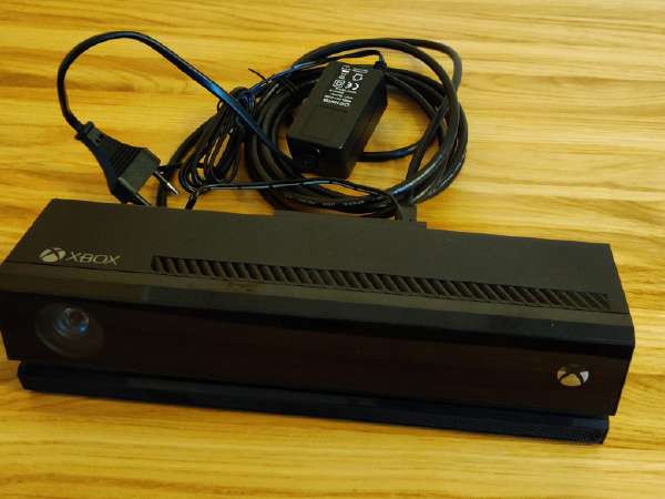 Xbox one 2024 kinect kaina