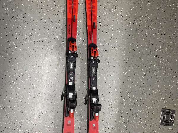 mini　ATOMIC ＳＬ atomic sl redster skelbimai - Skelbiu.lt